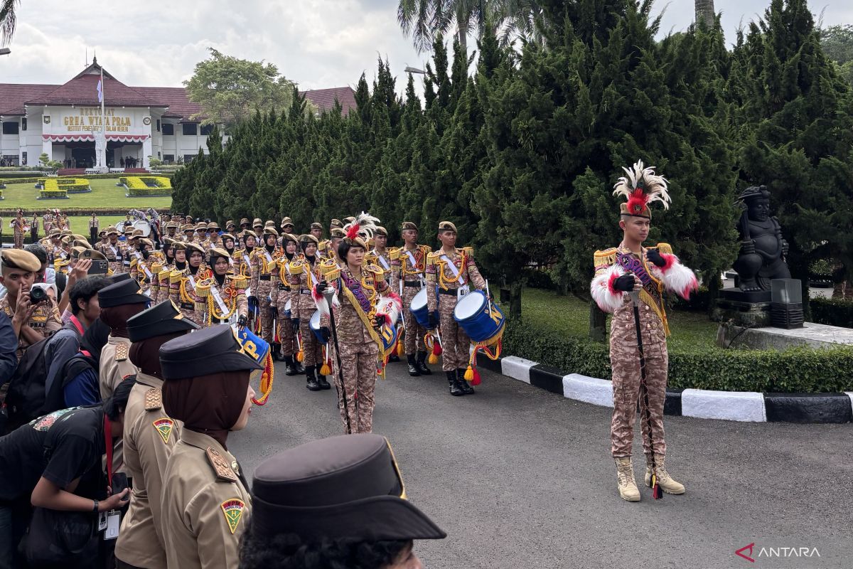 86 Kepala Daerah Disambut Meriah Marching Band IPDN Jatinangor