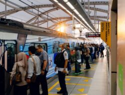 Rayakan HUT Jakarta: MRT Rp1, Operasional Diperpanjang Spesial!
