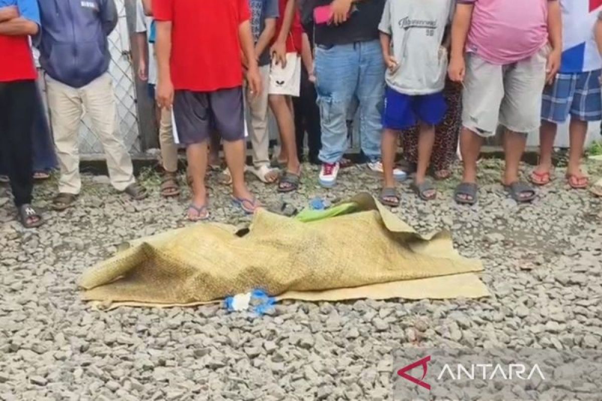 Tragedi Maut Kalideres: Pria Tewas Tertabrak Kereta Jakarta Barat