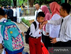 Ayah Antar Anak Sekolah: Dukungan DKI Jakarta yang Inspiratif