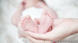 Bayi Perempuan Ditinggalkan, Ditemukan di Tempat Sampah Bekasi