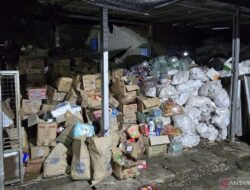 Bazar Tangsel: Polisi Ungkap Jual Barang Kedaluwarsa Mengejutkan
