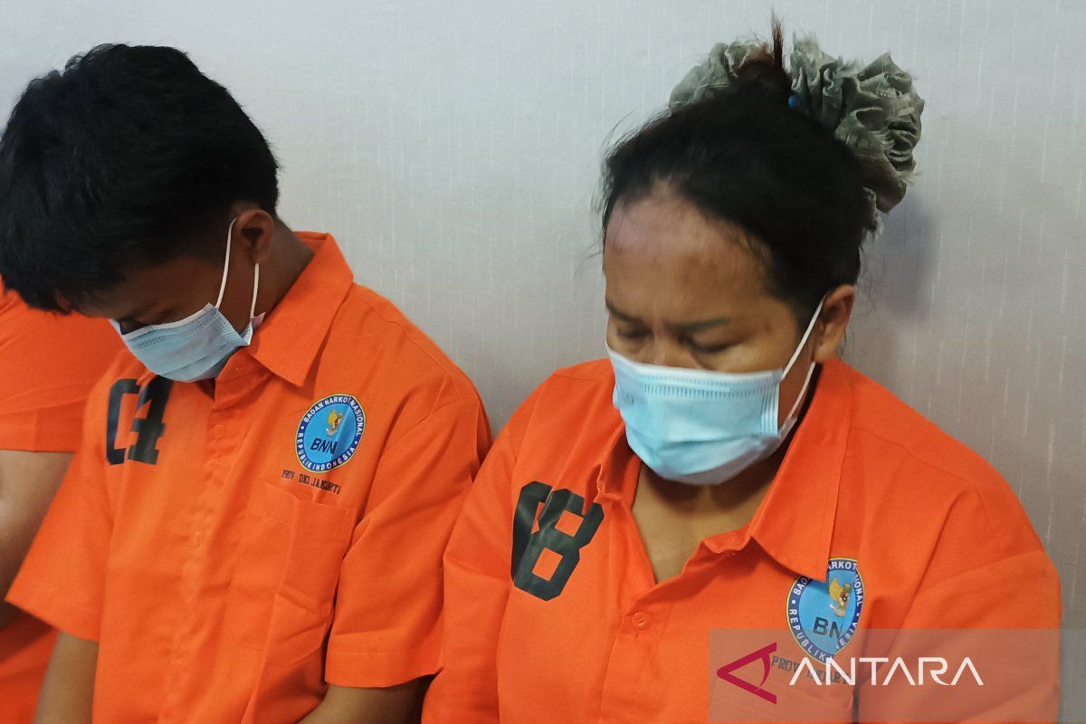 Ibu dan Anak Ditangkap, BNNP DKI Bongkar Jaringan Narkoba
