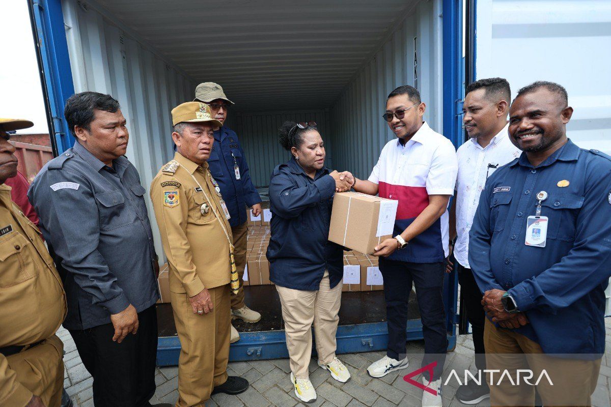 KPU RI Awasi Logistik Pilgub Jayapura: PSU Siap Digelar?