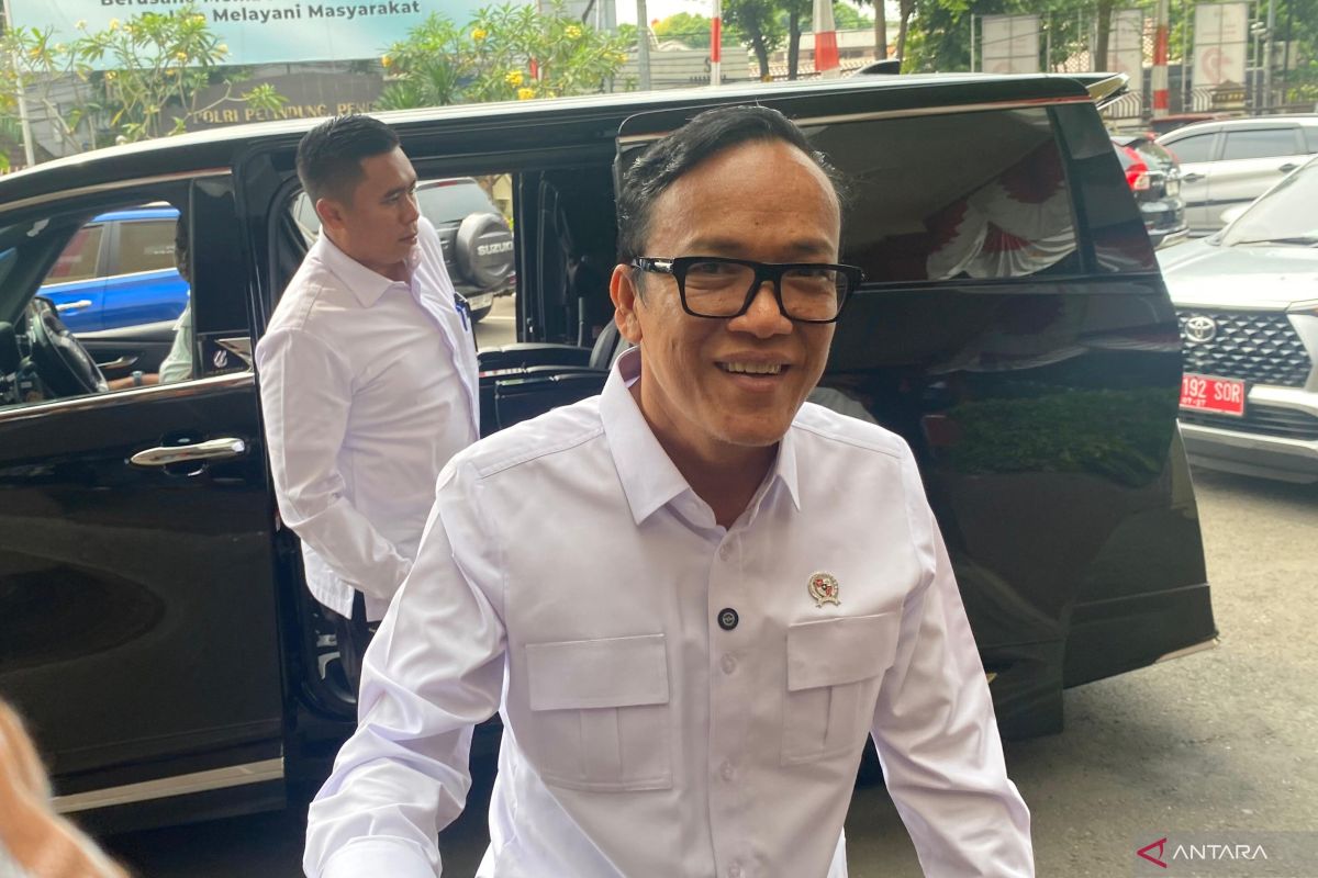 Kemenaker Panggil Duta Palma: Kasus Penahanan Ijazah Terkuak?
