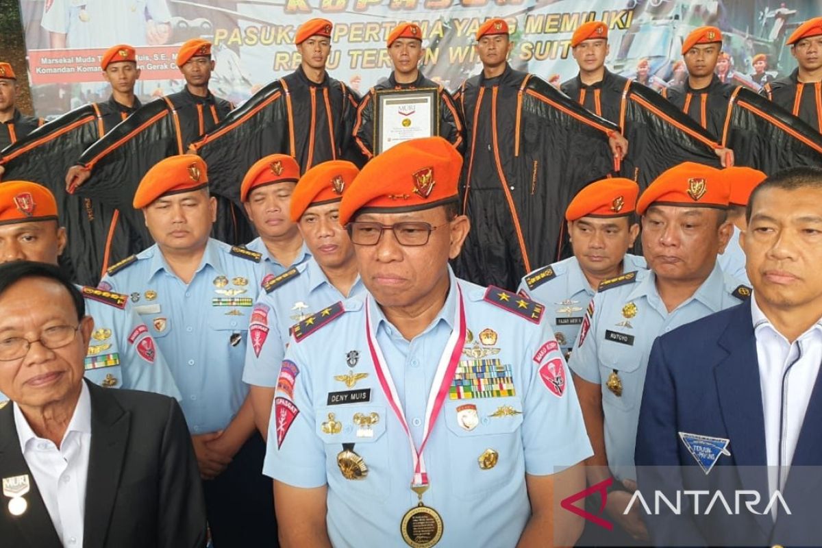 Kopasgat Rekrut Pakar Wingsuit Asing: Latih Tim Terjun Profesional