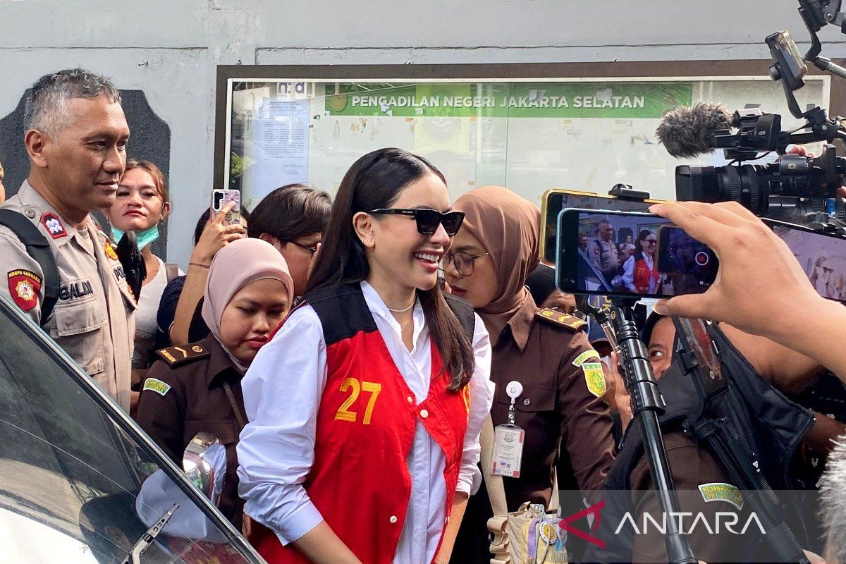 Nikita Mirzani Ditolak Hakim, Kasus Pemerasan Reza Gladys Lanjut