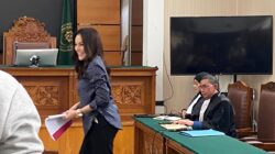 Nikita Mirzani Pemerasan: JPU Tolak Eksepsi, Nasibnya Di Pengadilan?