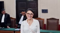 Nikita Mirzani: Skincare Berbahaya? Edukasi TikTok Bikin Heboh
