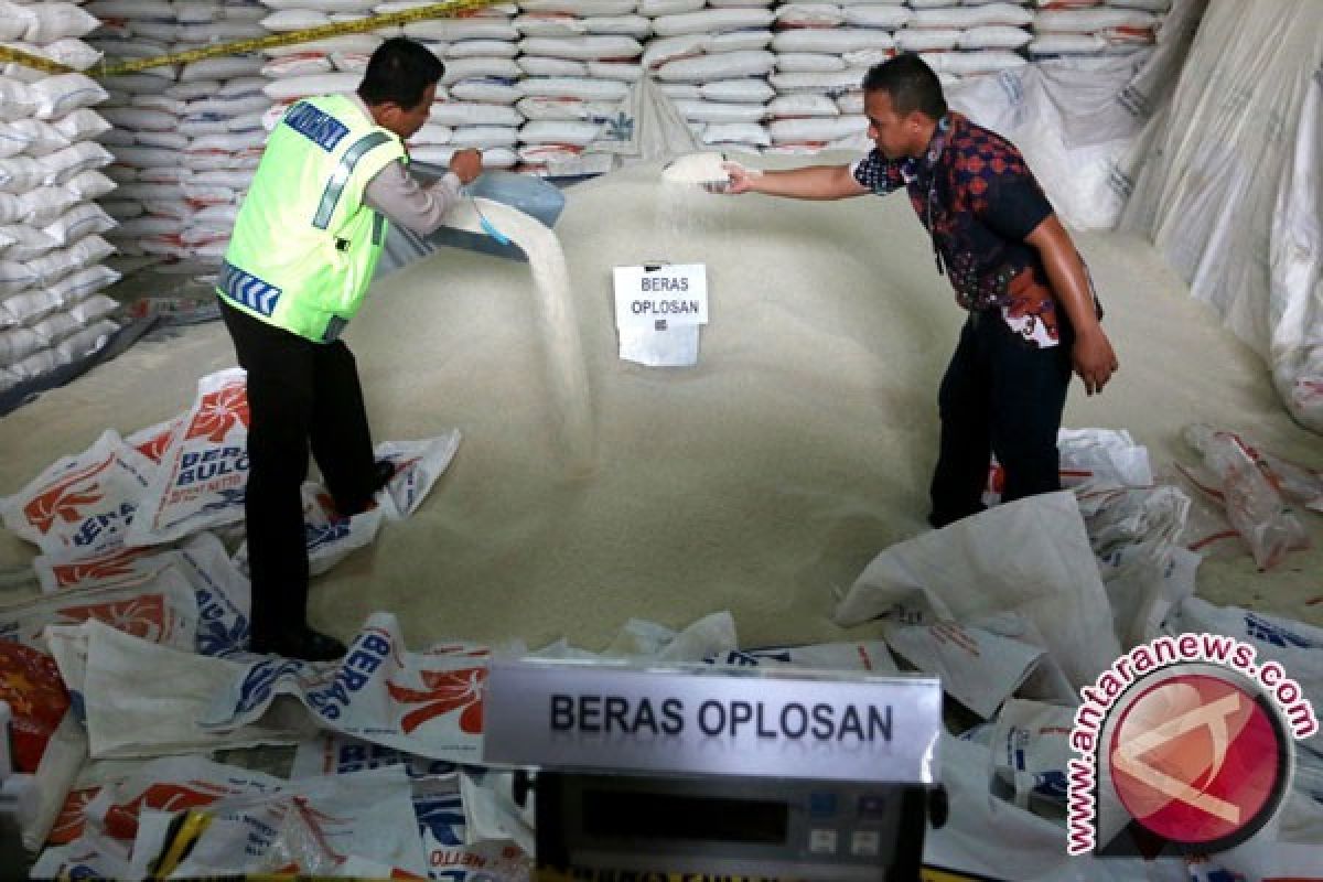 Skandal Beras Oplosan BUMD Jakarta: Usut Tuntas Sekarang!