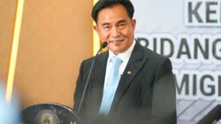 Yusril Ungkap Lokasi Kerja Wapres di Papua: Bukan Kantor!